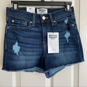 Levis’s Denizen High Rise Stretch 2” Shortie in Denim Blue Waist 27